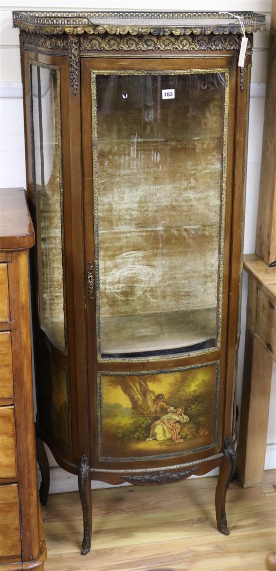 A French cabinet W.67cm